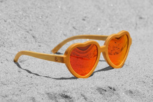 Heartbreakers / Natural - Candy Apple Red Lens - Image 2