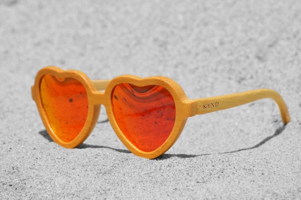 Heartbreakers / Natural - Candy Apple Red Lens