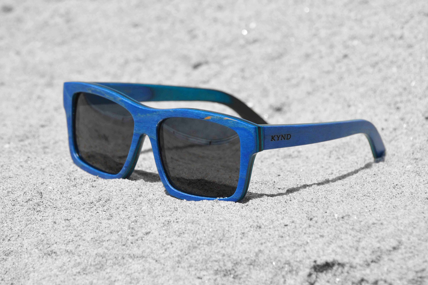 Oceans / Deep Blue – Jet Black Lens – Kynd Eyewear