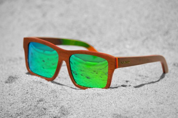 Rastas / Muddy Water - Electric Green Lens