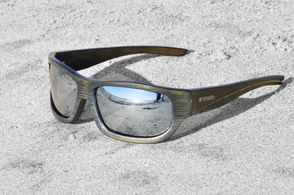 Eclipse / Smoke - Smoked Silver Lens