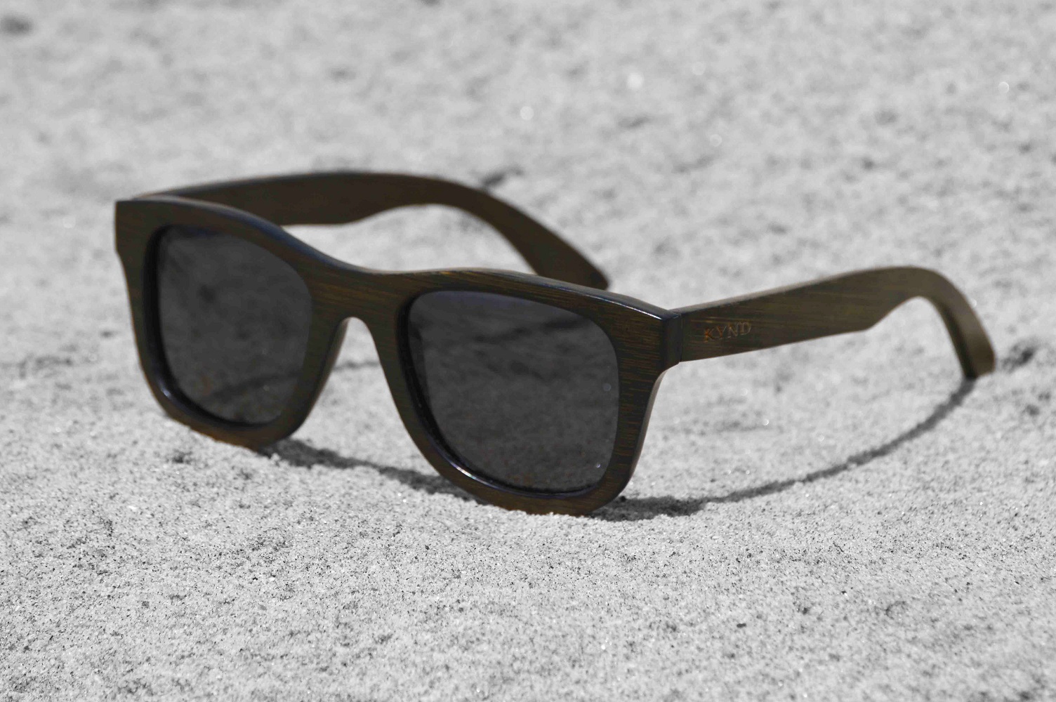 Jet black wayfarer online sunglasses