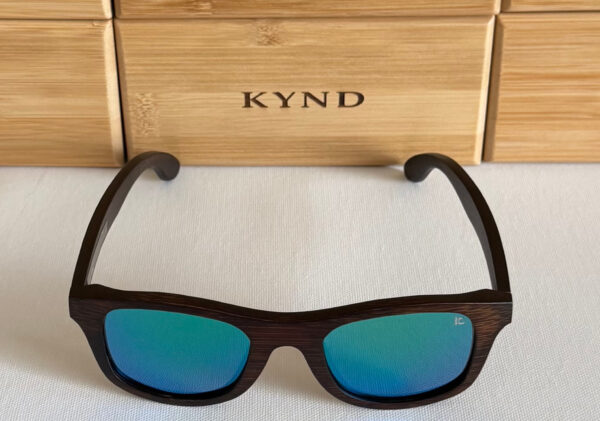 O.G.'s / Chocolat - XROADS 41 - Electric Green Lens